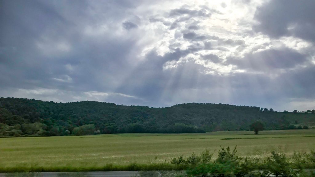 train travel in Italy is the best way to see the countryside