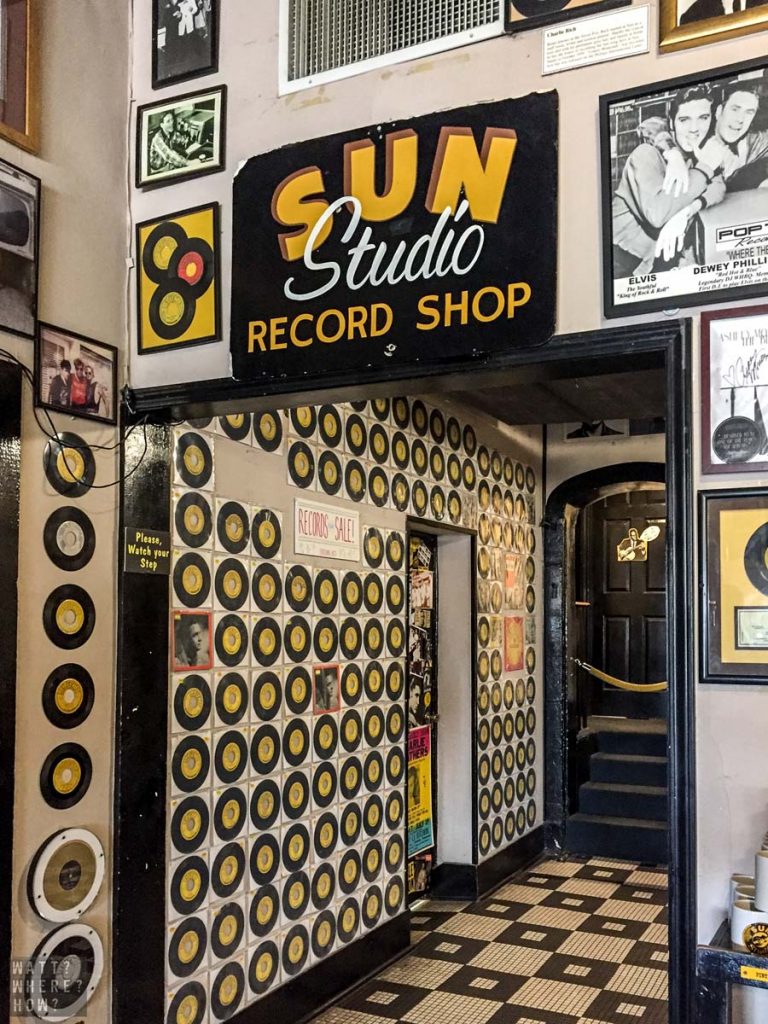 The Sun Studio Tour starts in the foyer which serves as a bar and souvenir store. 