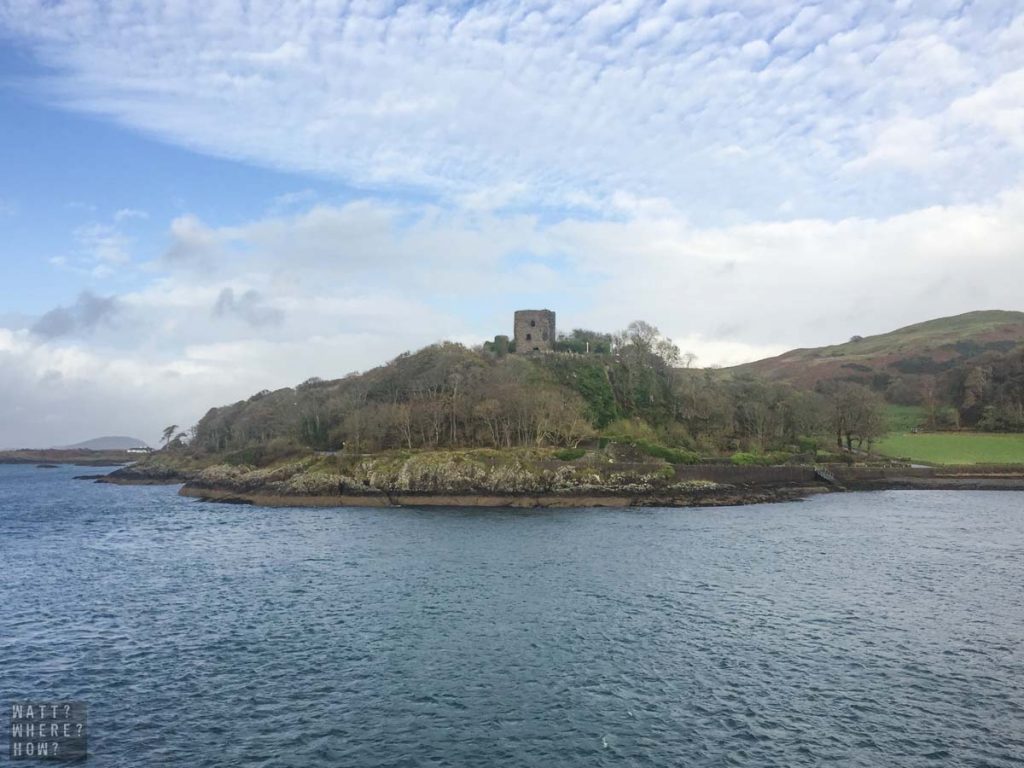 Dunollie Castle watches over the bay 