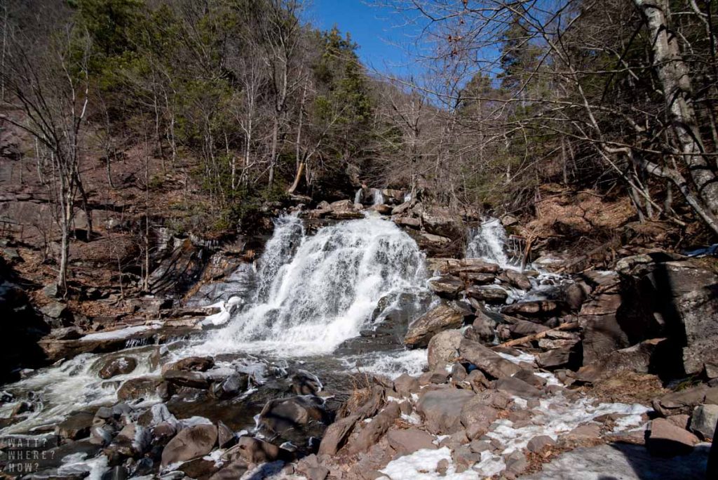 Catkills winter breaks should include outdoor activities like hiking or snow shoeing like at the Kaaterskill Falls. 