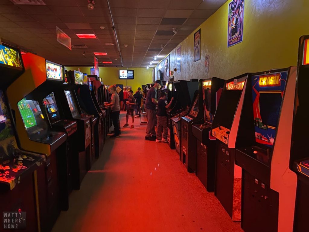 Funspot Arcade and the American Classic Arcade Museum has over 600 games.